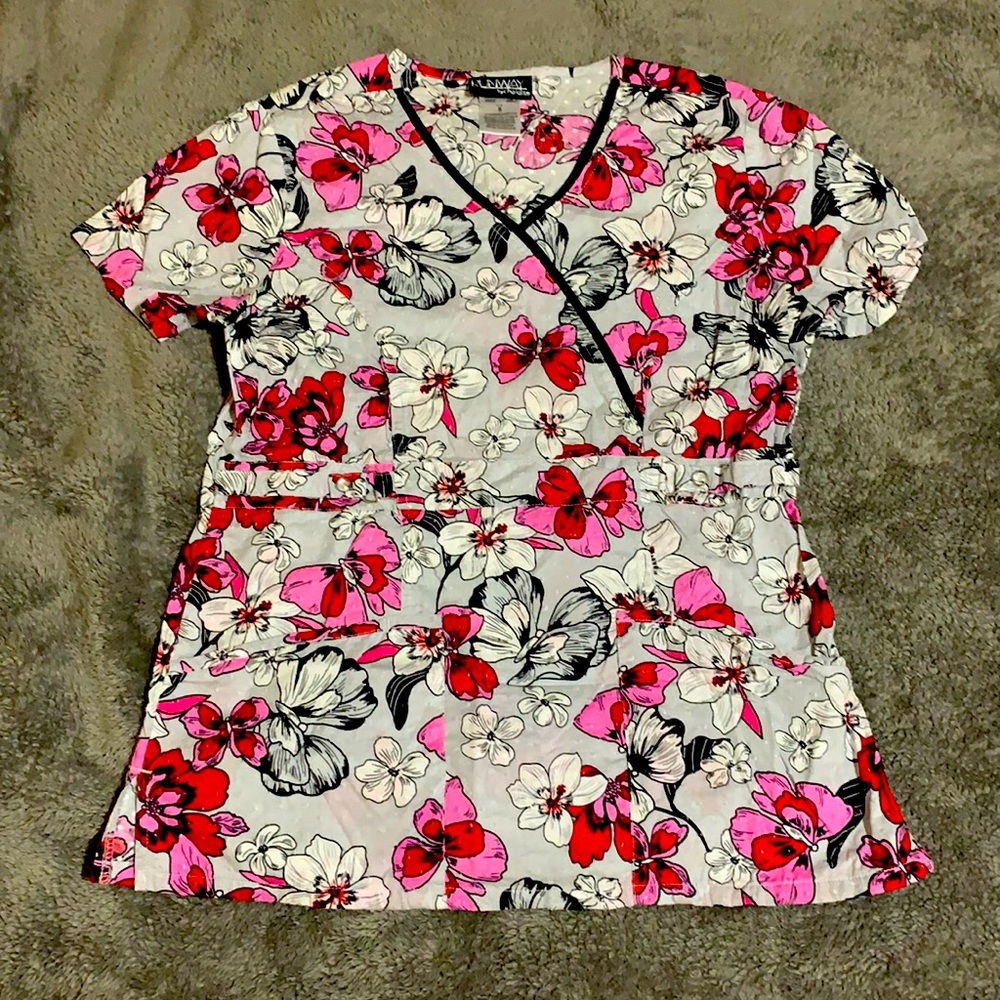 Scrub Top